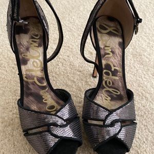 High heels that sparkle